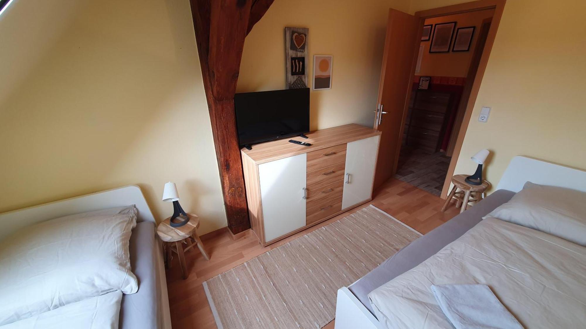 Ferienwohnung Im Gutshof Direkt Gegenueber Dem Schloss, Rhododendronpark Mit Terrasse Und Wlan Kromlau Экстерьер фото